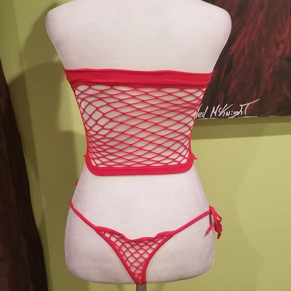 NWOT Strapless Fishnet Bandeau Lingerie Set By Music Legs - Picture 4 of 4